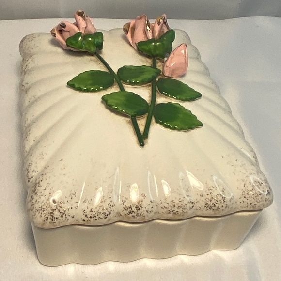 Vintage Lefton Pink Ceramic Lidded Trinket Dish 1940's With Ring Tray Inside. - Picture 4 of 11